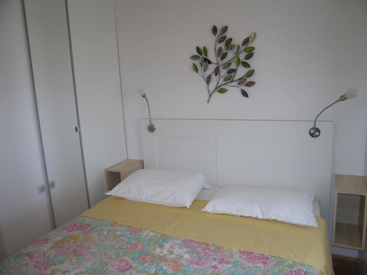 Apartment Petrinic V Пула Екстер'єр фото