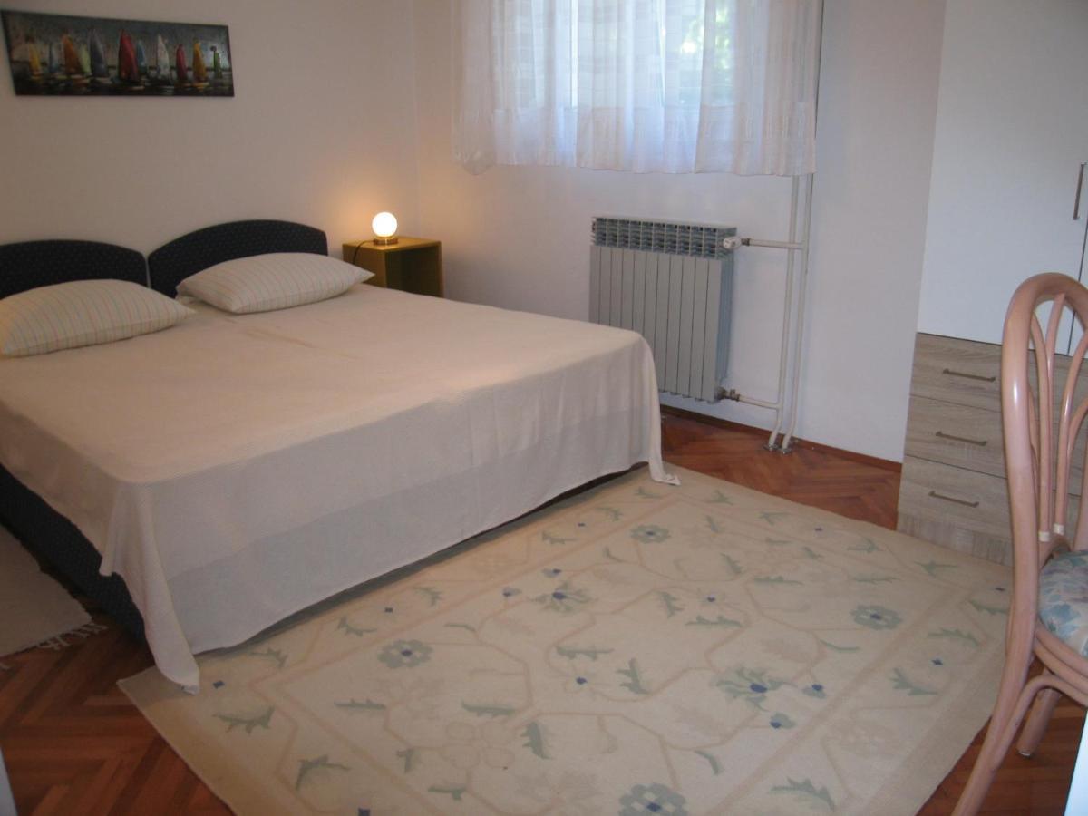 Apartment Petrinic V Пула Екстер'єр фото