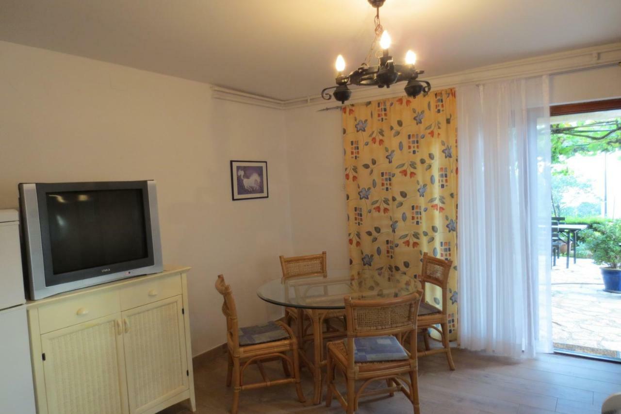 Apartment Petrinic V Пула Екстер'єр фото